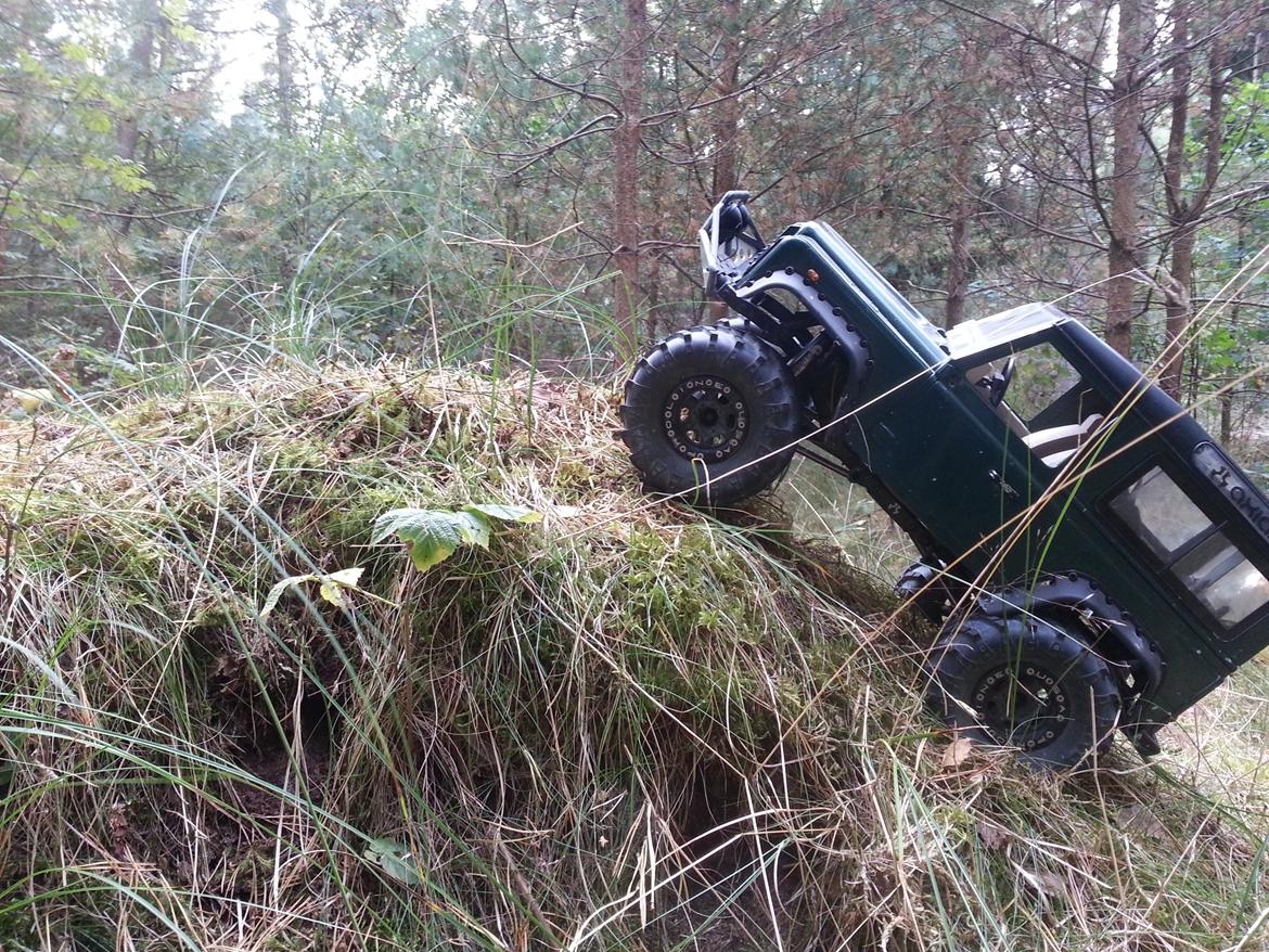 Off-Roader axial scx 10 land rover billede 12