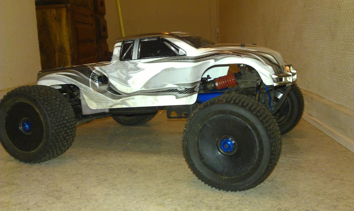 Off-Roader Traxxas revo billede 1