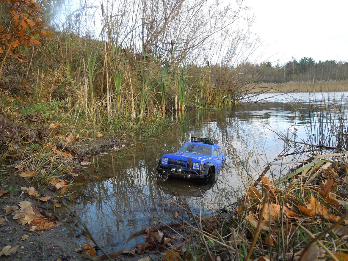 Truck Axial scx10 JEEP Chercokee billede 7