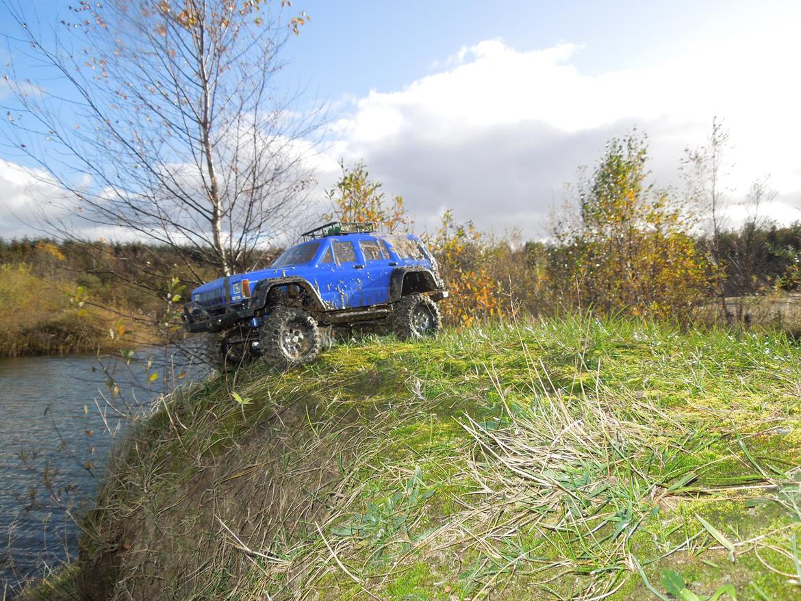 Truck Axial scx10 JEEP Chercokee billede 8