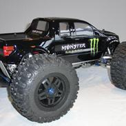 Off-Roader E-maxx