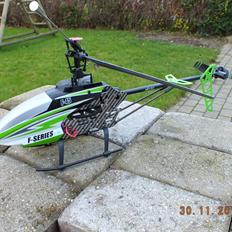 Helikopter F-45 Razorblade