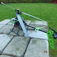 Helikopter F-45 Razorblade