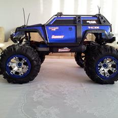 Off-Roader traxxas summit 2.4ghz tq 1:8