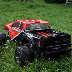 Off-Roader Traxxas Slash VXL 2.4GHz TQi (2WD).