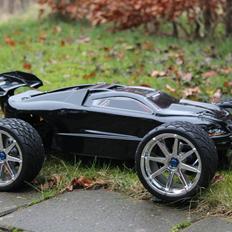 Off-Roader E-revo Brushless Edition