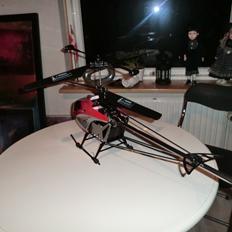 Helikopter JTS 825