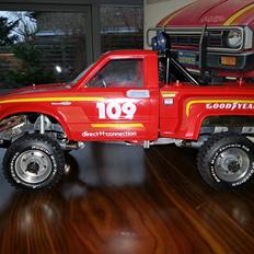 Off-Roader Tamiya Toyota Hilux 4x4 pickup 58028