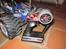 Bil Traxxas E-Maxx