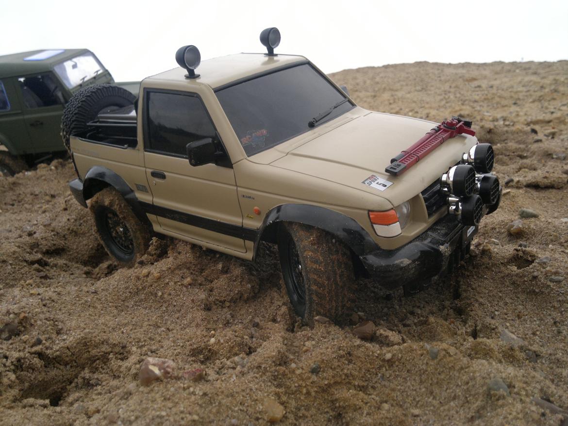 Bil Mitsubishi Pajero - Tamiya CC-01 billede 2