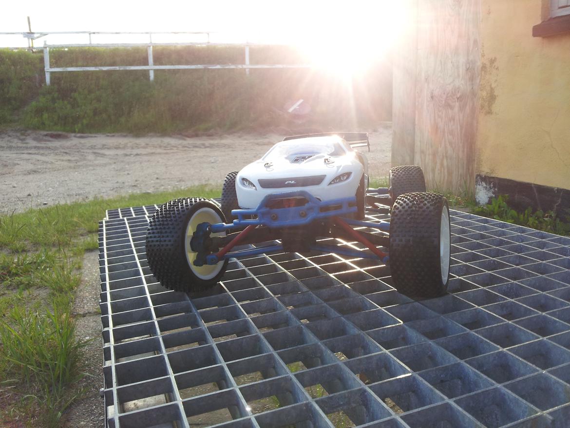 Off-Roader Traxxas E-revo Vxl billede 14