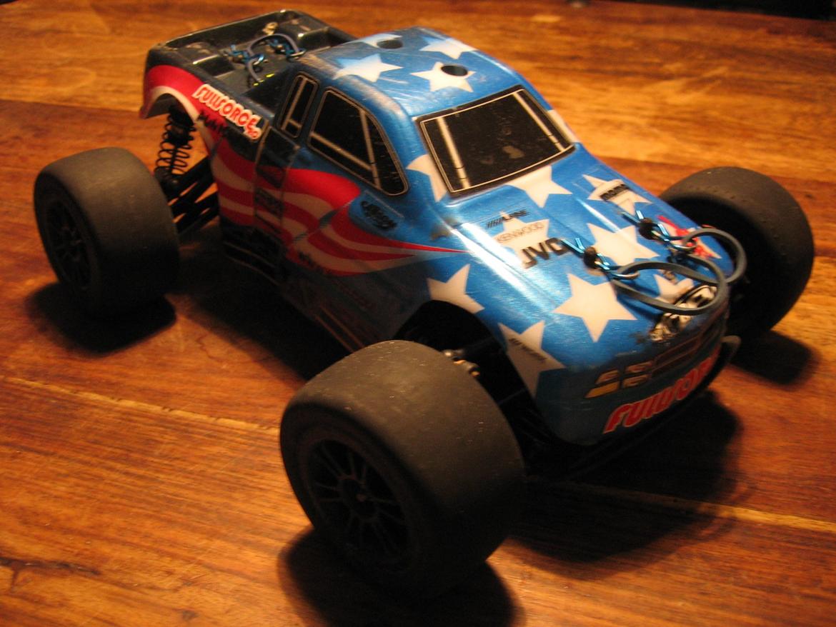 Truck Team Asso RC18T billede 13