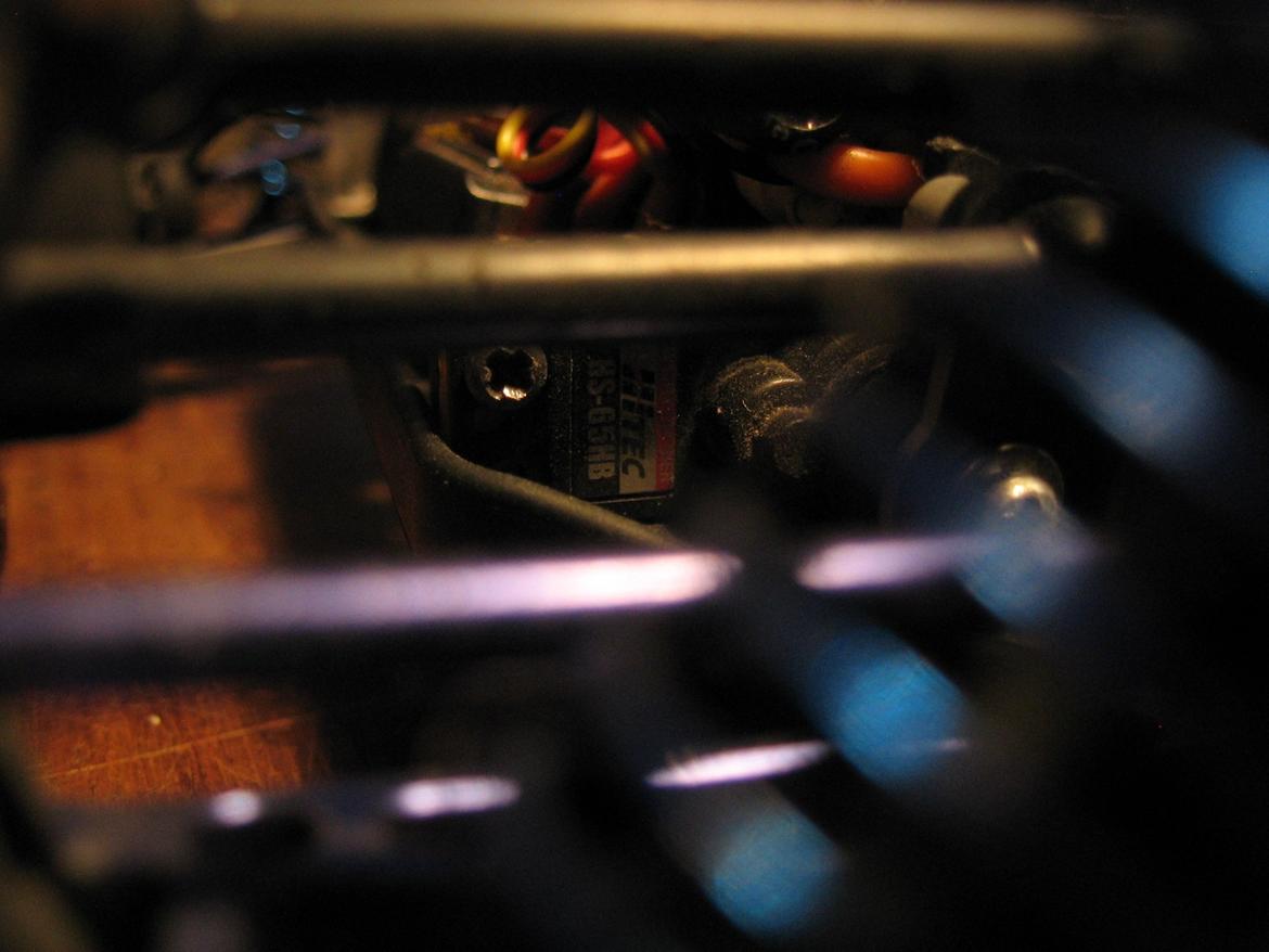 Truck Team Asso RC18T billede 16