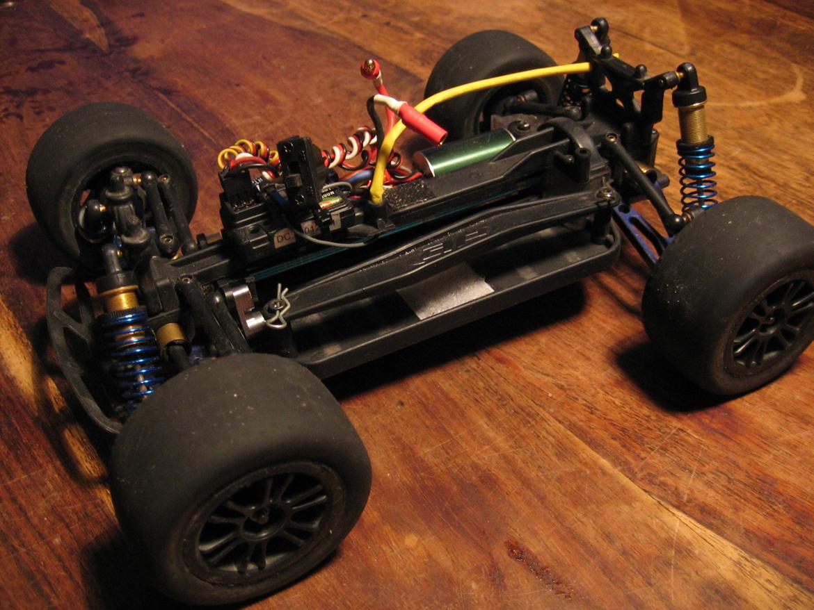 Truck Team Asso RC18T billede 19