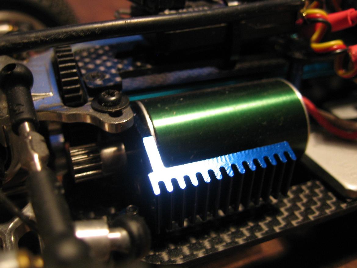 Truck Team Asso RC18T "Speeder" billede 18