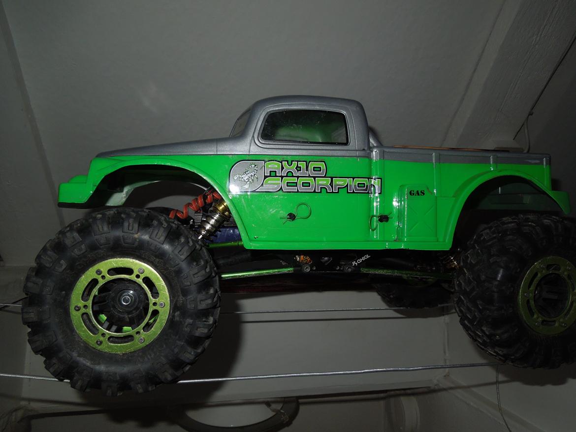 Bil Axial ax10 billede 7