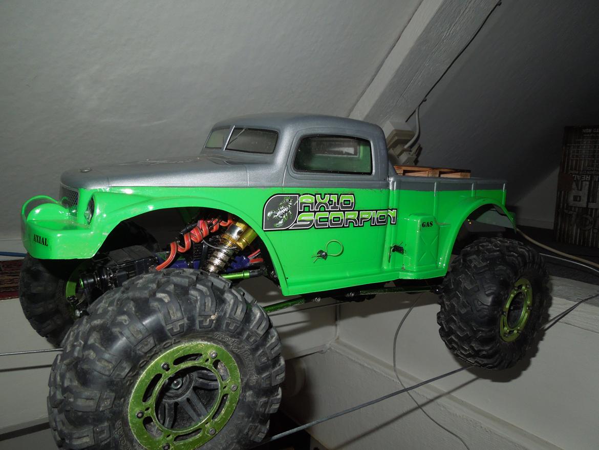Bil Axial ax10 billede 9