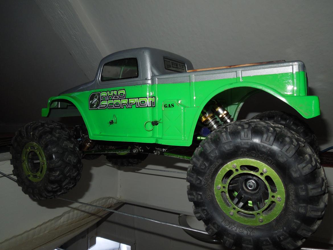 Bil Axial ax10 billede 10