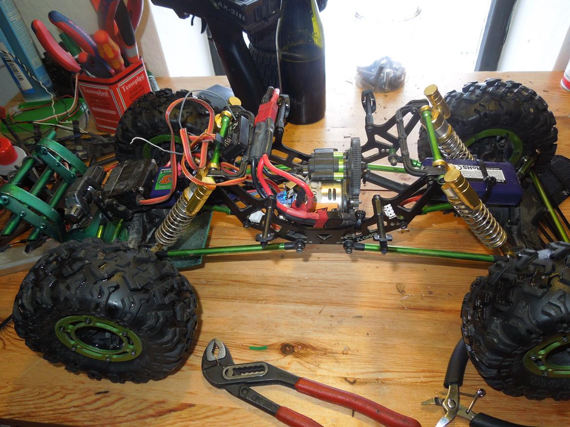 Bil Axial ax10 billede 14