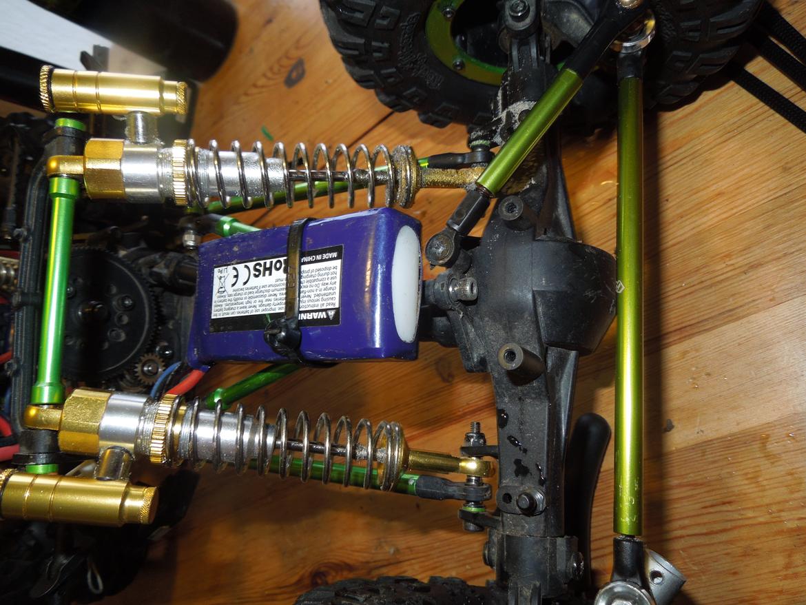 Bil Axial ax10 billede 18