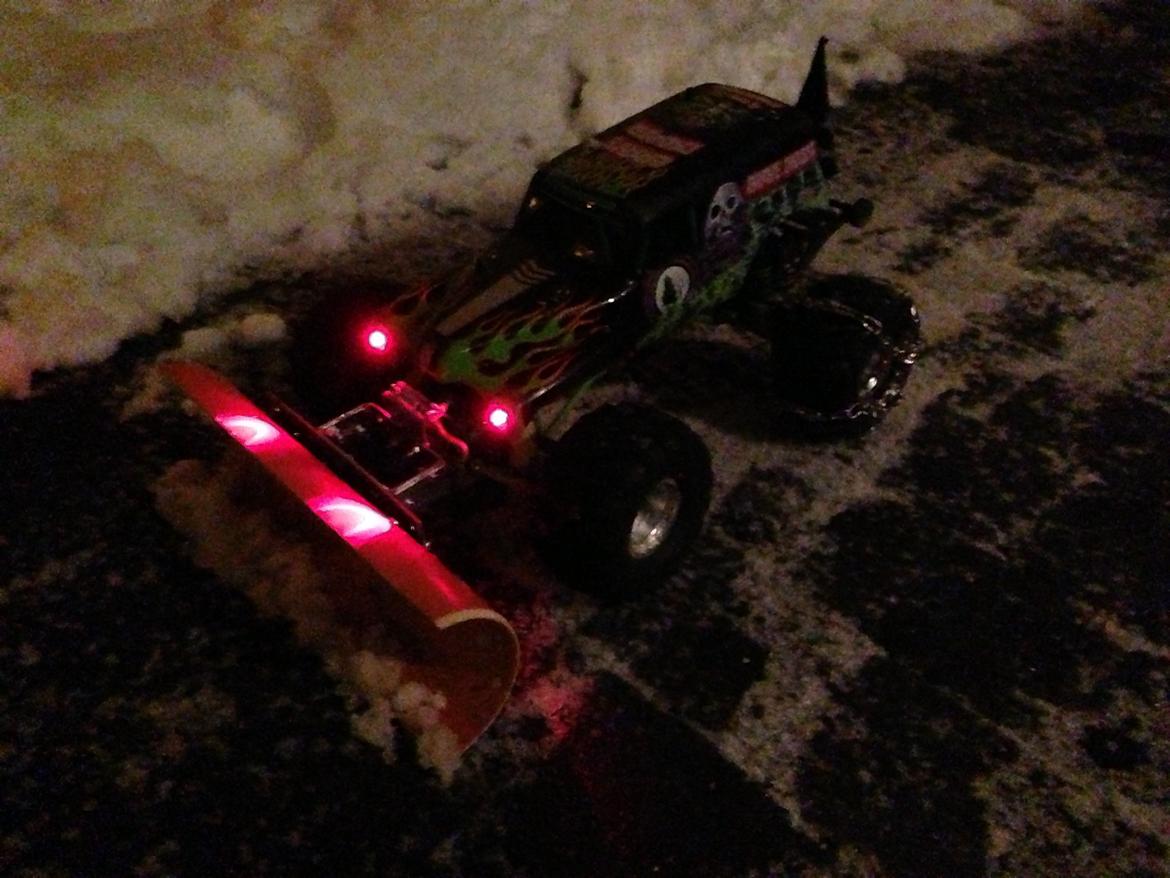 Bil Traxxas GraveDigger billede 2