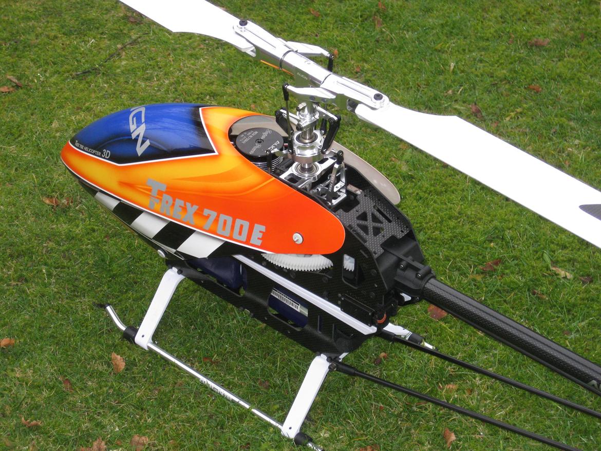 Helikopter T-REX 700 E V2   (solgt) billede 4