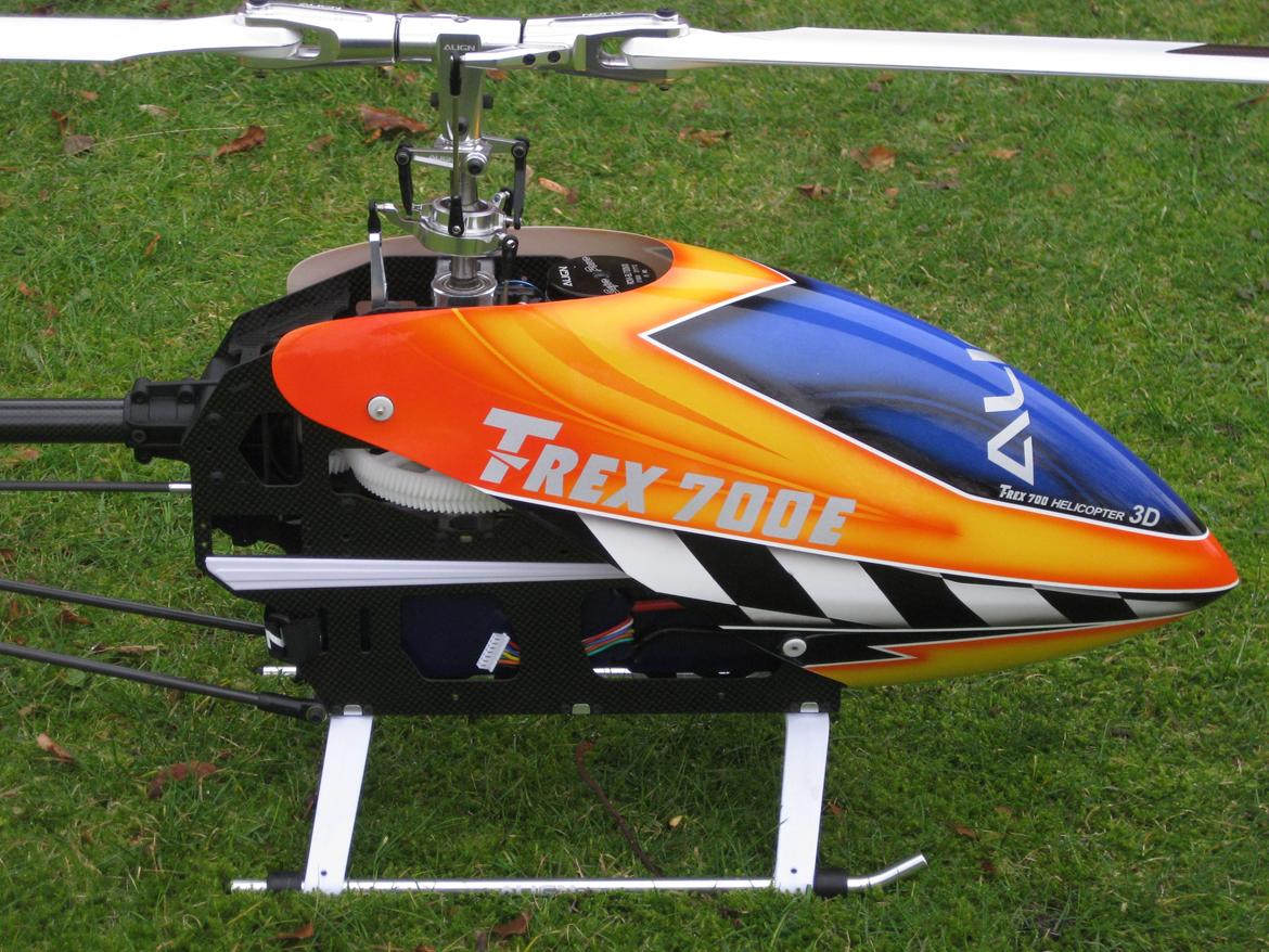 Helikopter T-REX 700 E V2   (solgt) billede 5