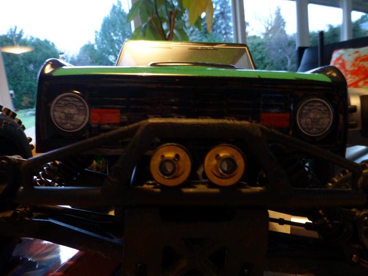 Off-Roader hpi savage flux hp---the big one - smilier med lysene næser :) billede 6