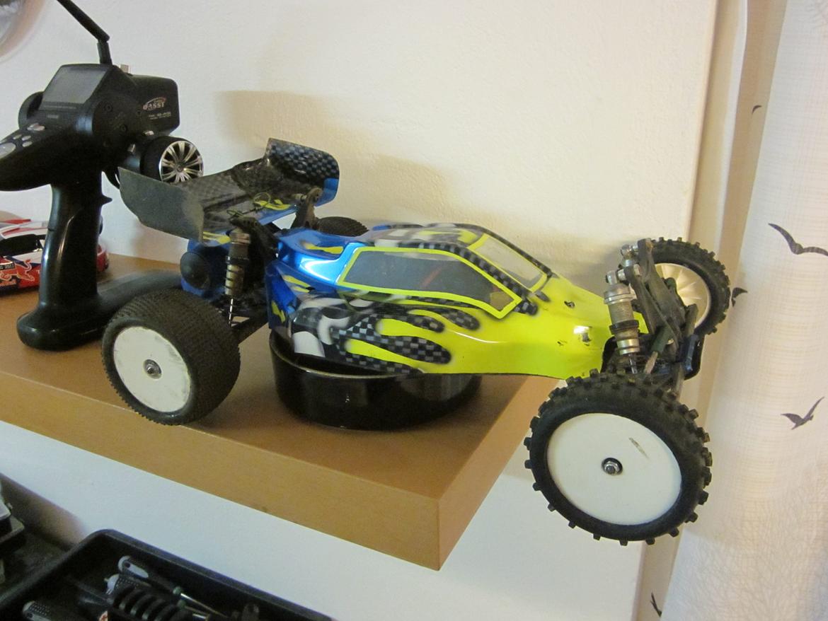 Buggy `Team Associated B4 FT billede 1