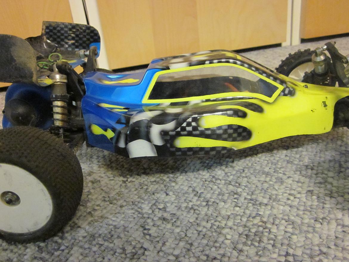 Buggy `Team Associated B4 FT billede 4