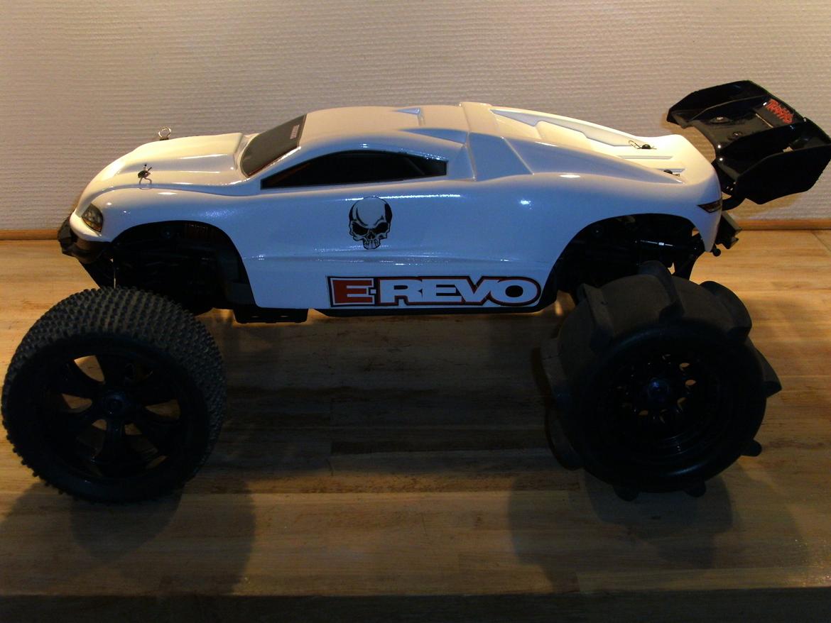 Off-Roader Traxxas E-Revo Brushless Edition billede 17