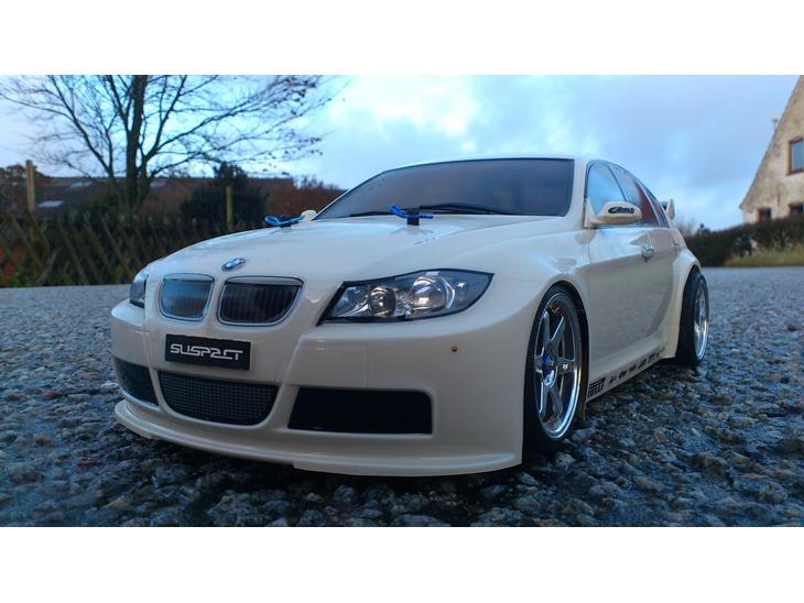 Bil HBX BMW 320i billede 1