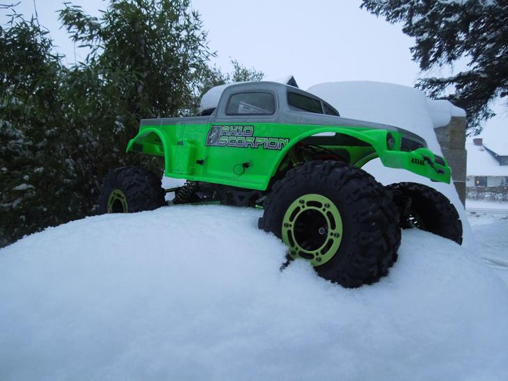 Bil Axial ax10 billede 1