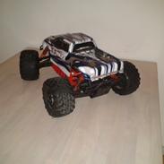 Off-Roader hpi savage flux hp