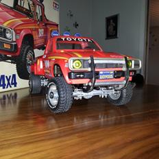 Off-Roader Tamiya Toyota Hilux 4x4 pickup 58028