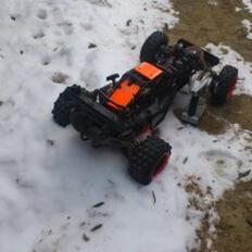 Off-Roader HPI Baja 5b