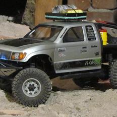 Off-Roader Axial SCX10 Honcho
