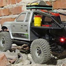 Off-Roader Axial SCX10 Honcho