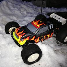 Off-Roader Hong Nor X1-crt