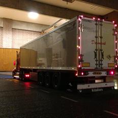 Lastbiler | Knight Hauler