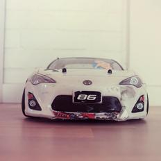 Bil HPI Sprint 2 Flux