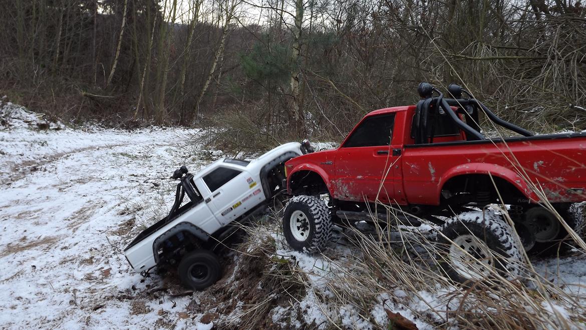 Off-Roader Toyota Hilux - Axial SCX10 billede 20