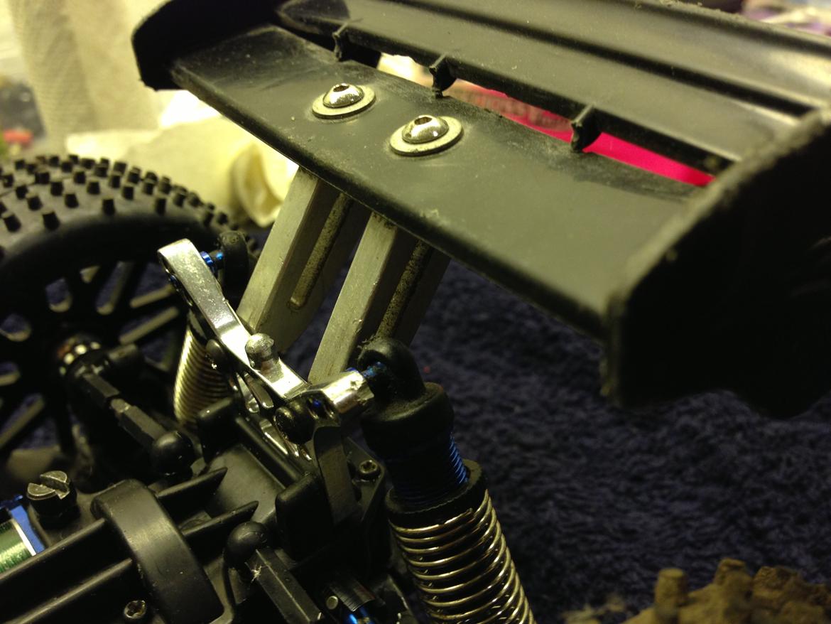 Buggy Team Associated RC18B billede 9