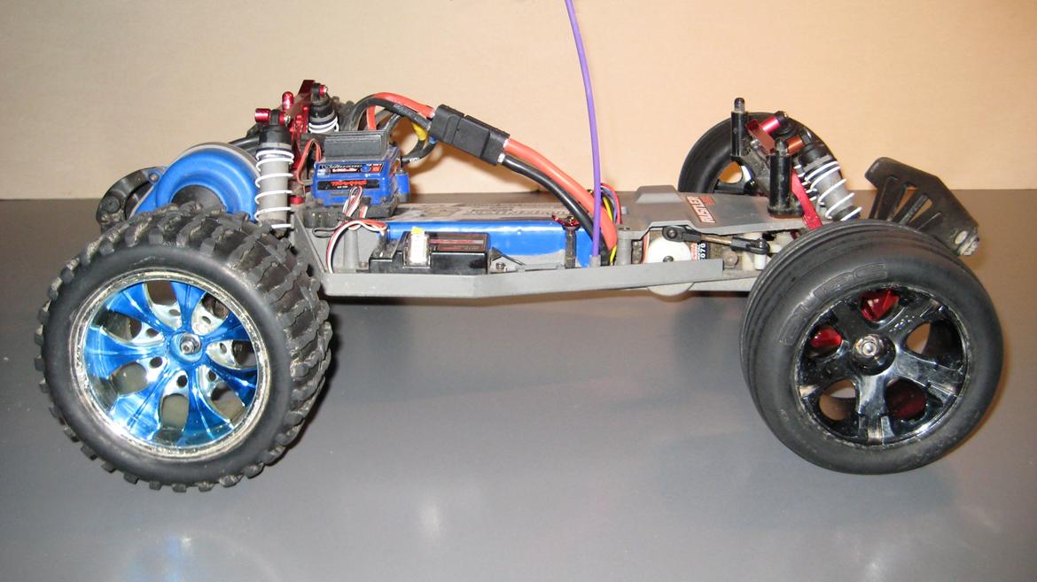 Bil Traxxas Rustler VXL billede 9