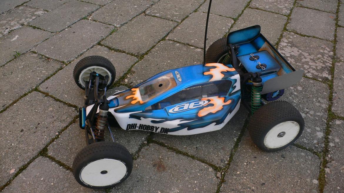 Buggy Team Associated RC10 B4 FT billede 4