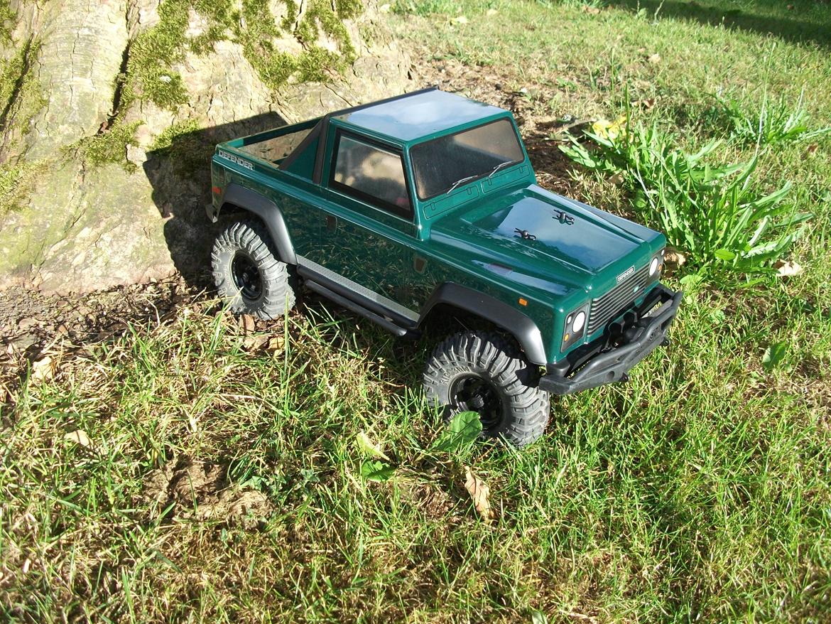 Off-Roader Axial SCX 10 Hilux / Dingo / Defender 90 billede 15