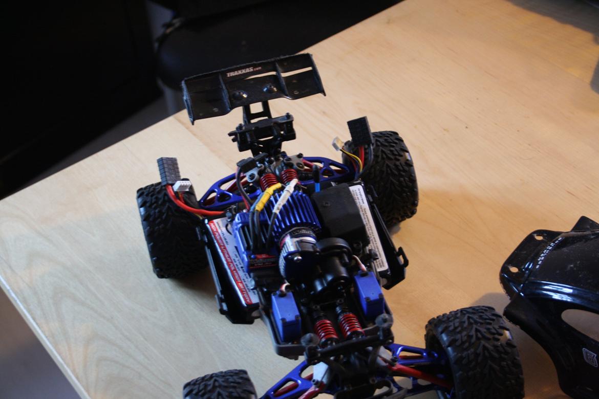 Off-Roader E-REVO  vxl billede 4