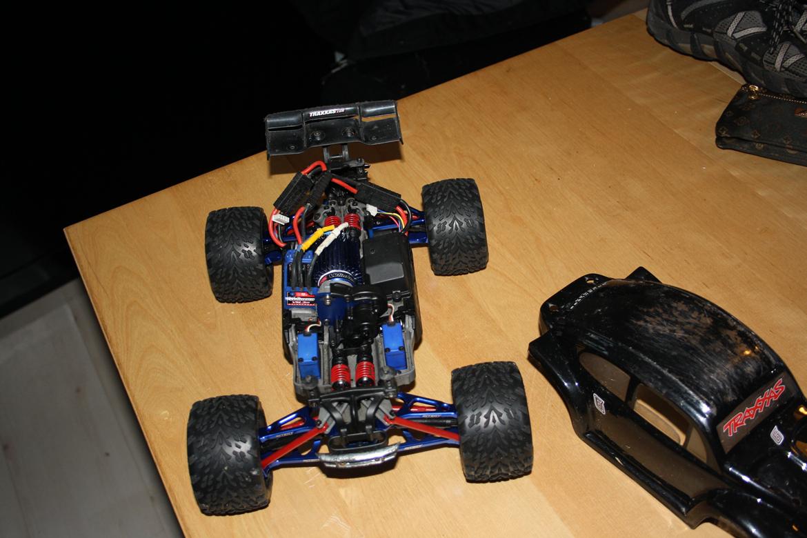 Off-Roader E-REVO  vxl billede 10