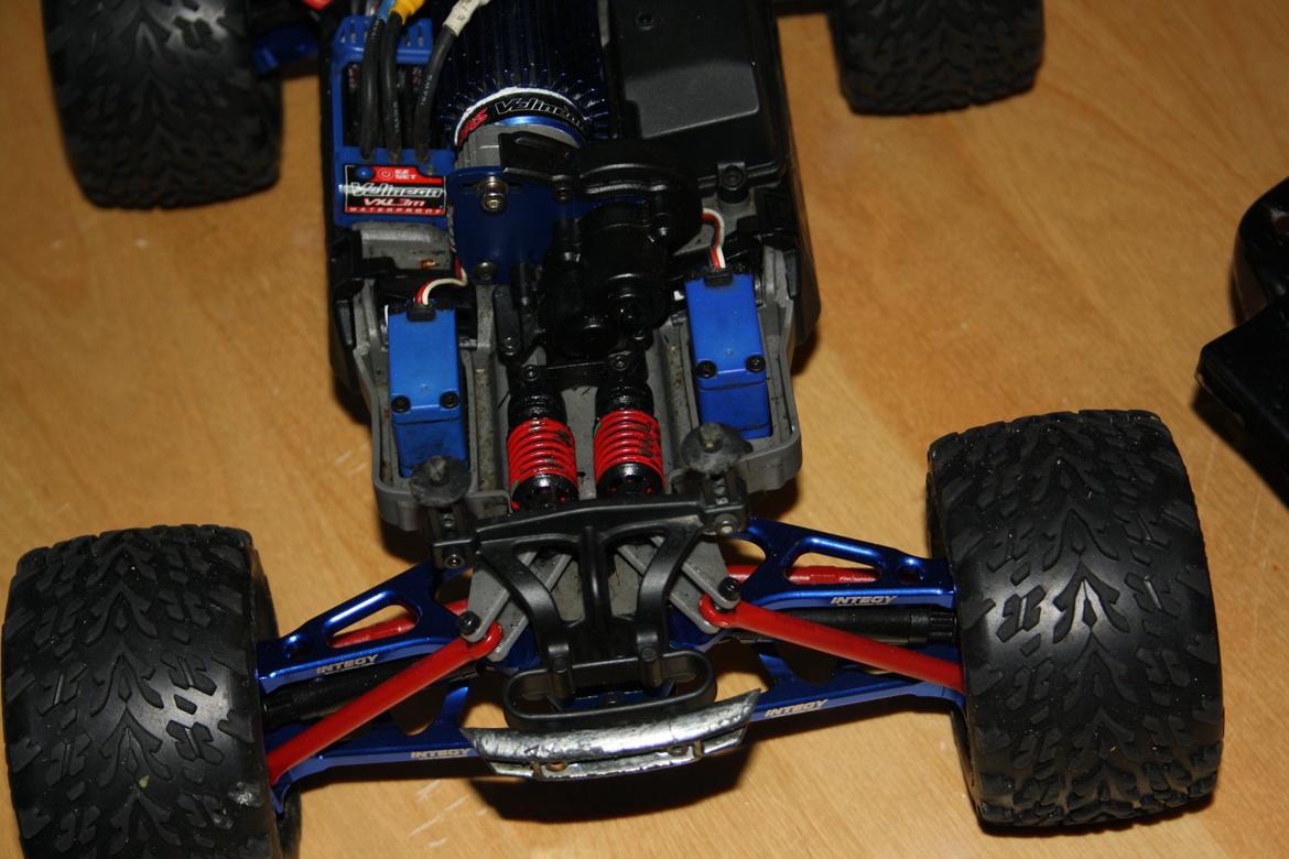 Off-Roader E-REVO  vxl billede 12