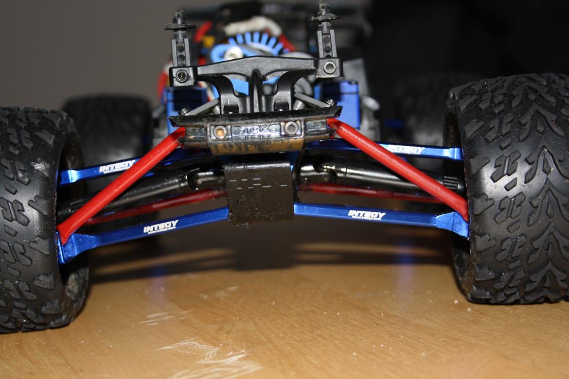 Off-Roader E-REVO  vxl billede 16